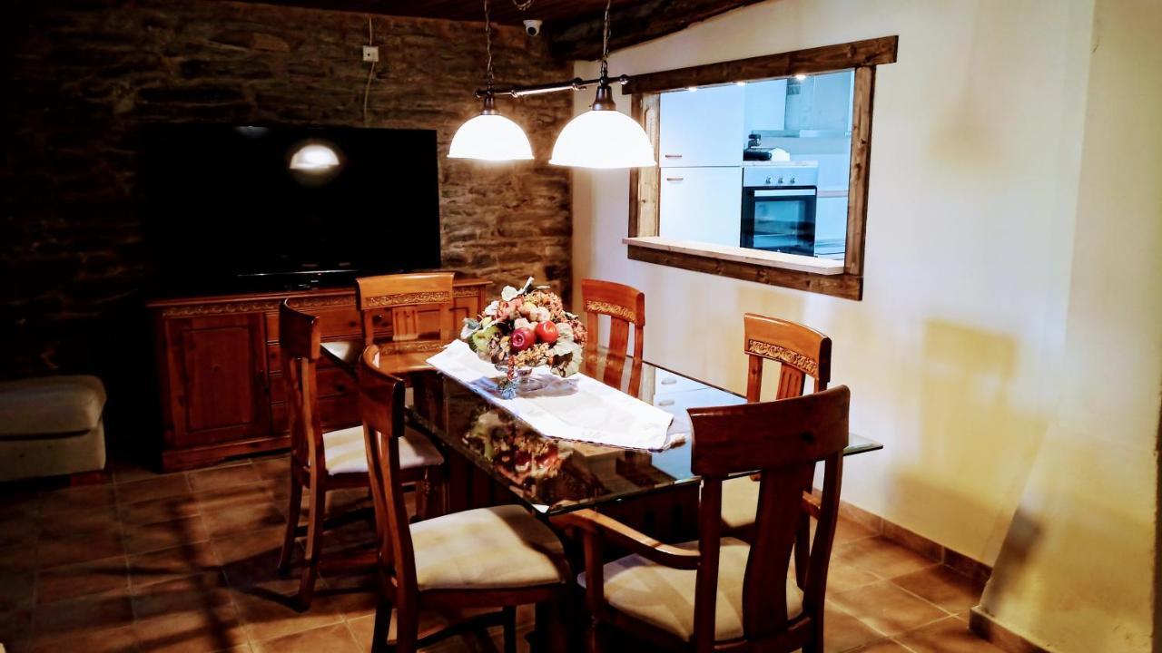 La Casona De Sarria Hostel ภายนอก รูปภาพ