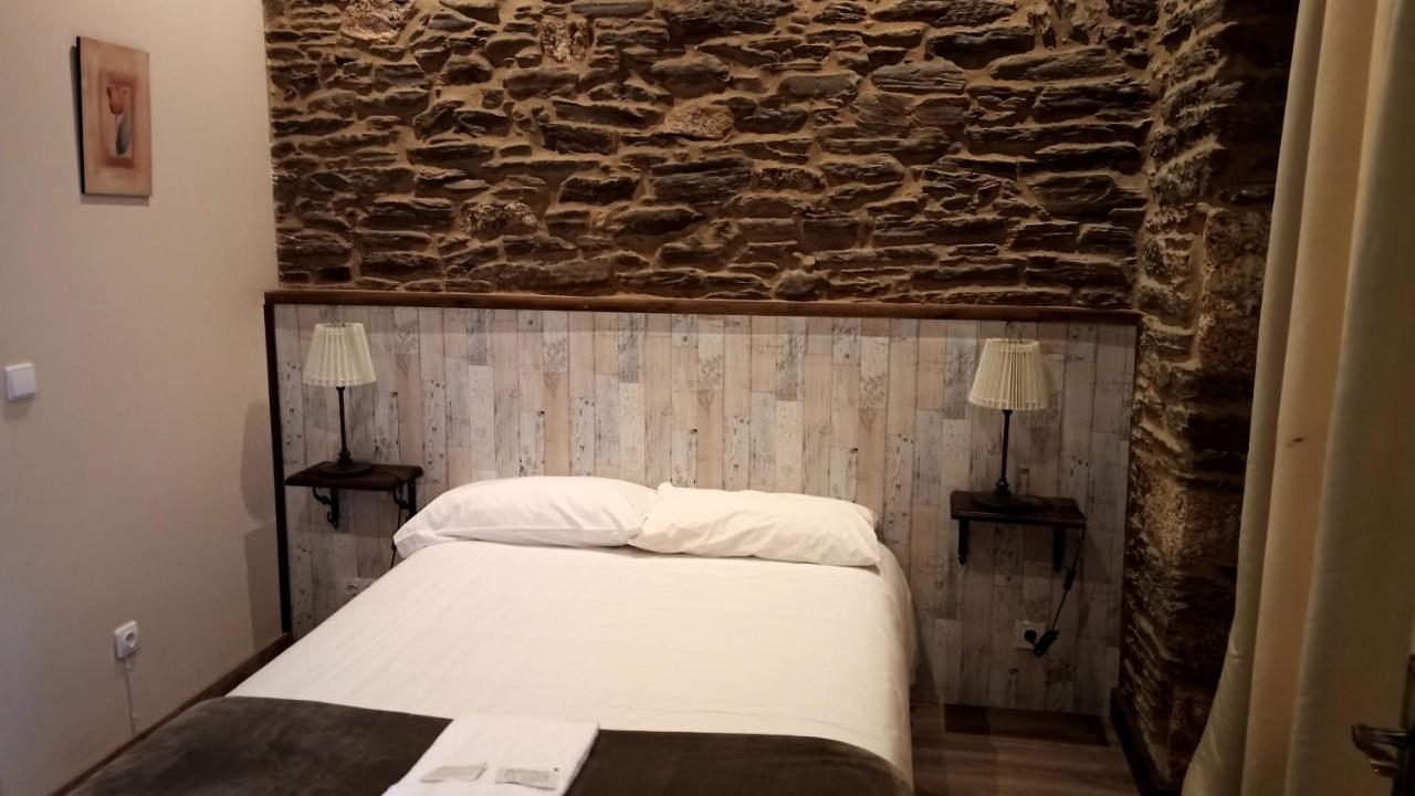 La Casona De Sarria Hostel ภายนอก รูปภาพ