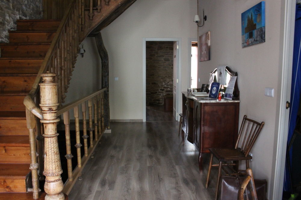 La Casona De Sarria Hostel ภายนอก รูปภาพ