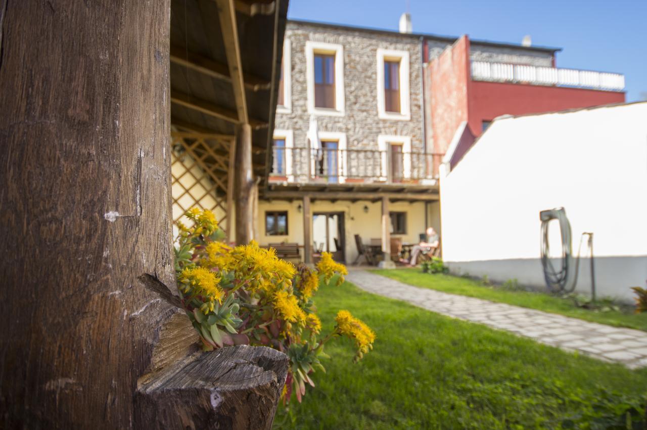 La Casona De Sarria Hostel ภายนอก รูปภาพ