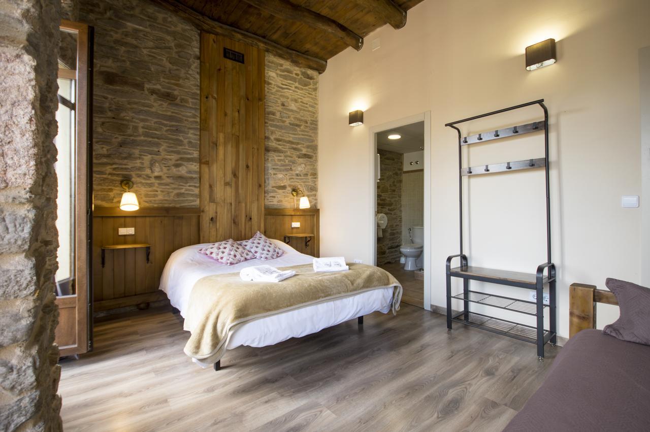 La Casona De Sarria Hostel ภายนอก รูปภาพ