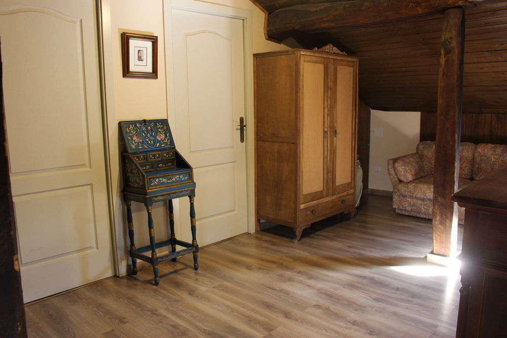La Casona De Sarria Hostel ภายนอก รูปภาพ