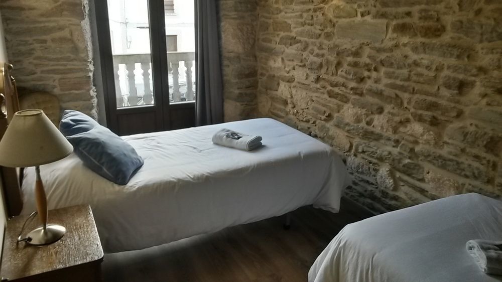 La Casona De Sarria Hostel ภายนอก รูปภาพ